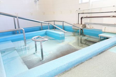 介護用大型浴槽